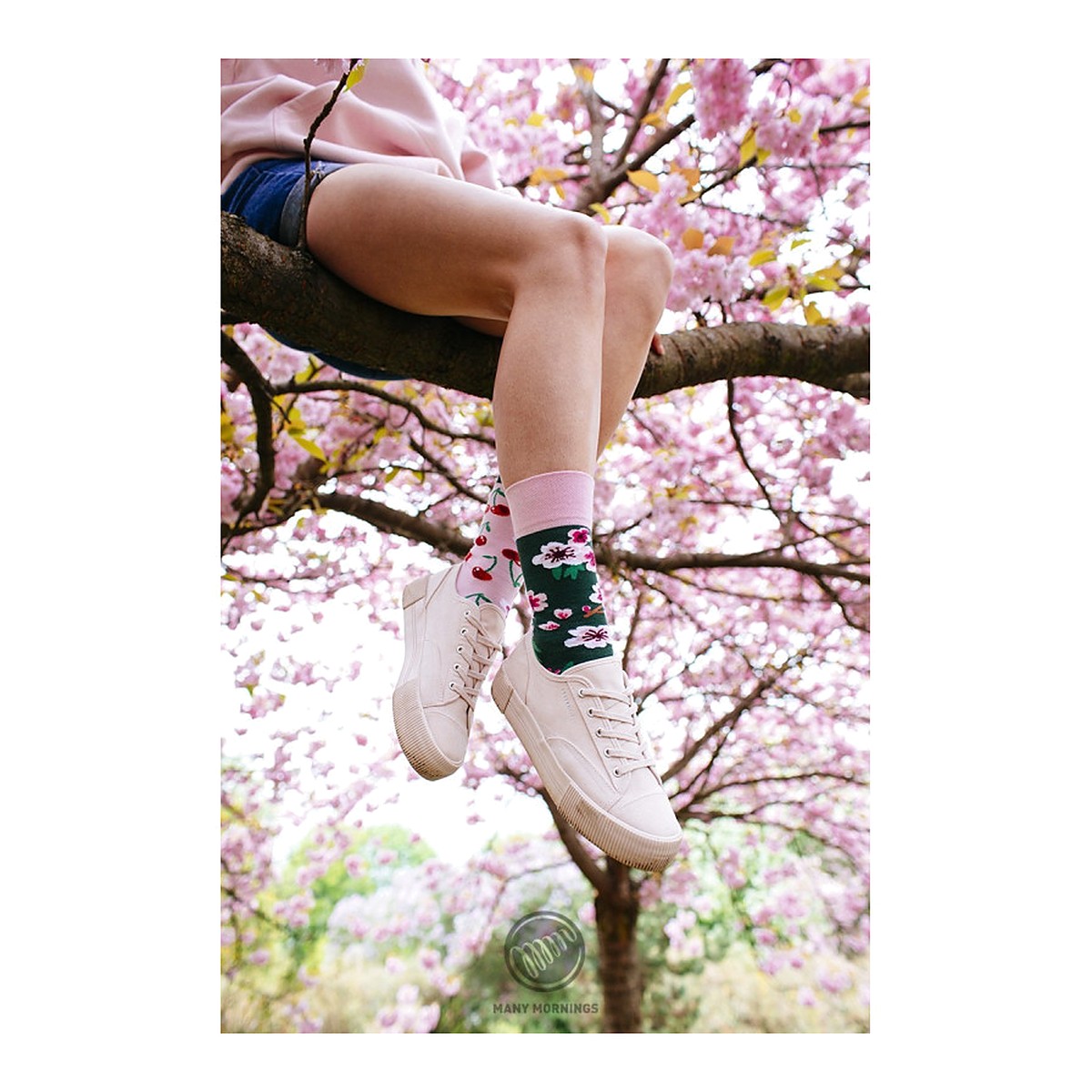 Many Mornings Socken Cherry Blossom – Ansicht 2