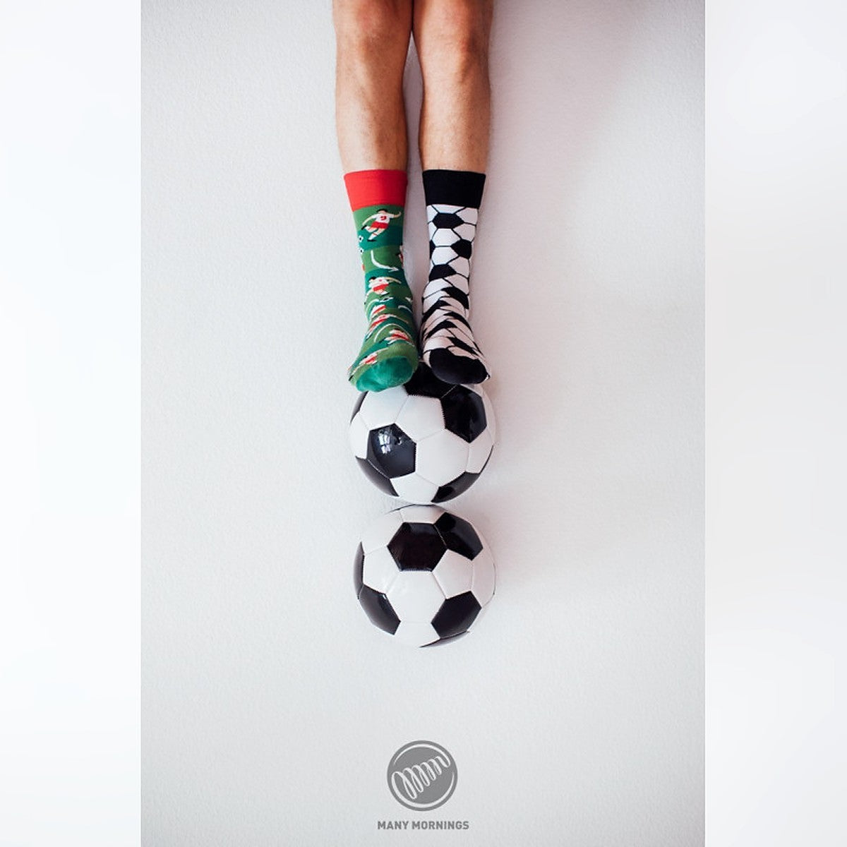 Many Mornings Socken Football Fan – Ansicht 2