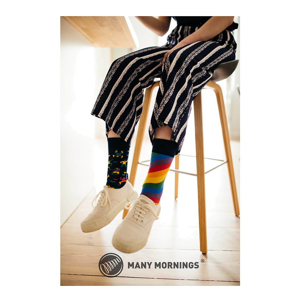Many Mornings Socken Over The Rainbow – Ansicht 2